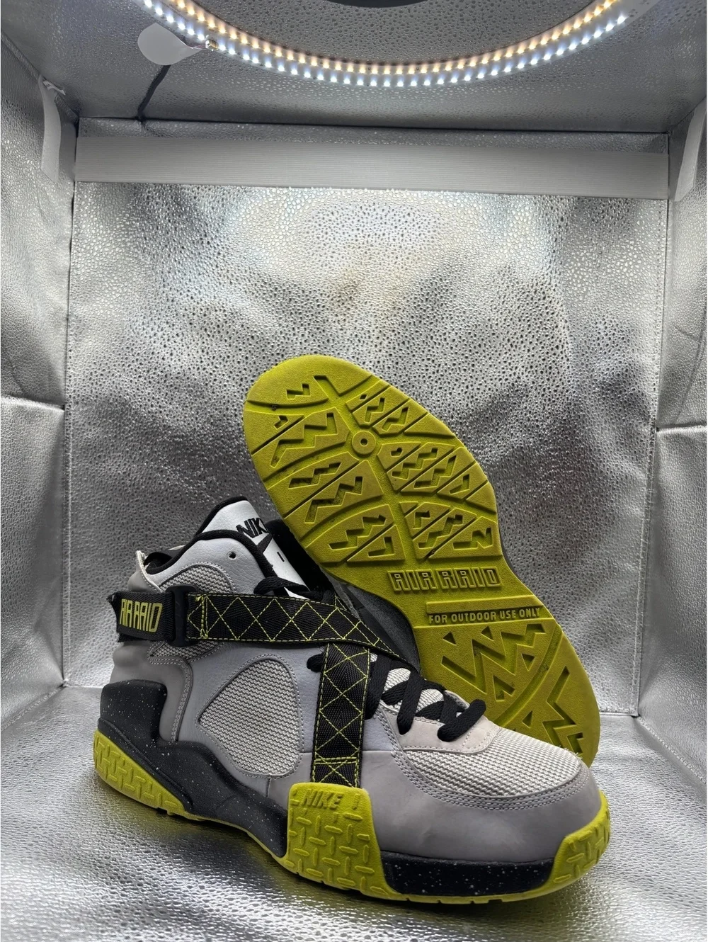 Nike air raid wolf grey venom green